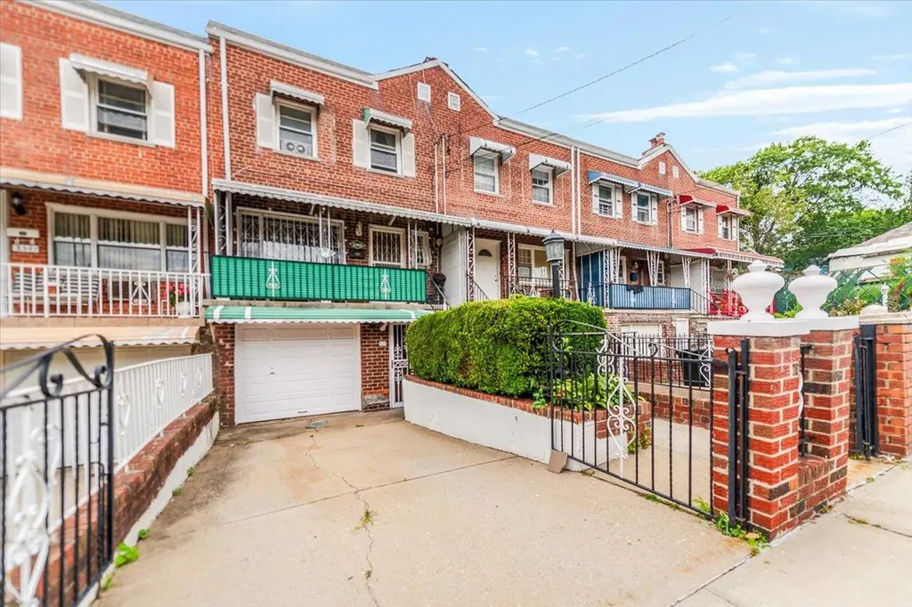 3343 Tiemann Avenue Bronx NY 10469