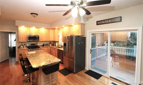 225 Bedford Lane Fishkill NY 12524