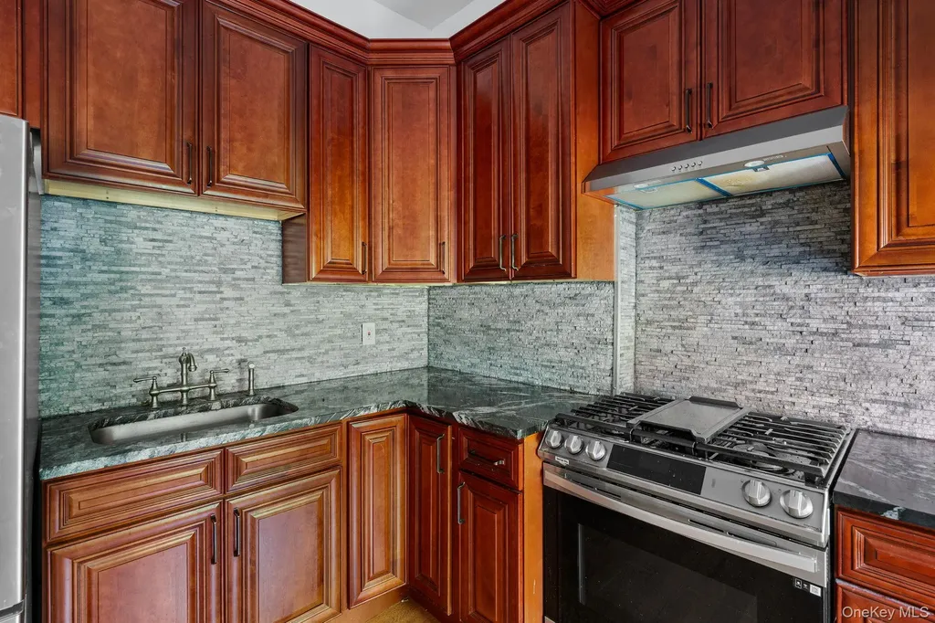 77 Academy Street Poughkeepsie NY 12601