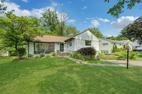 134 Highland Road Scarsdale NY 10583