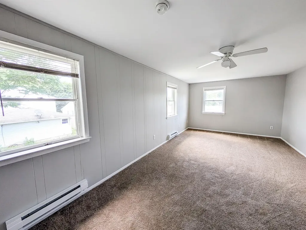 123 Days Avenue Selden NY 11784