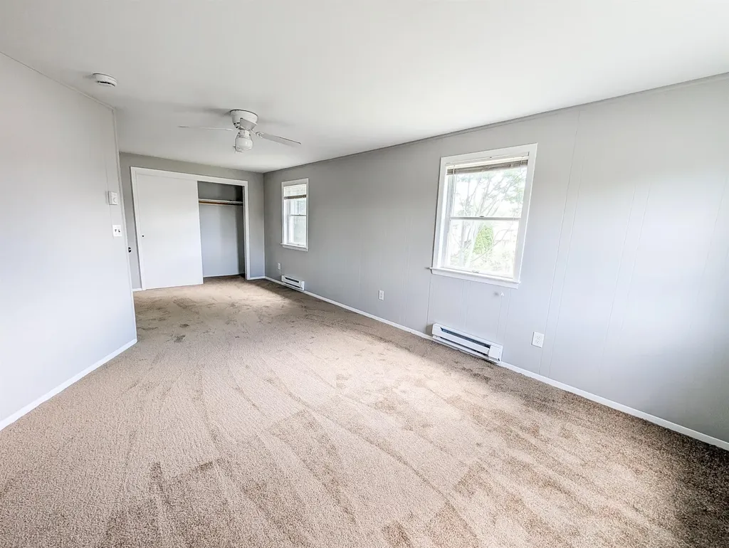 123 Days Avenue Selden NY 11784