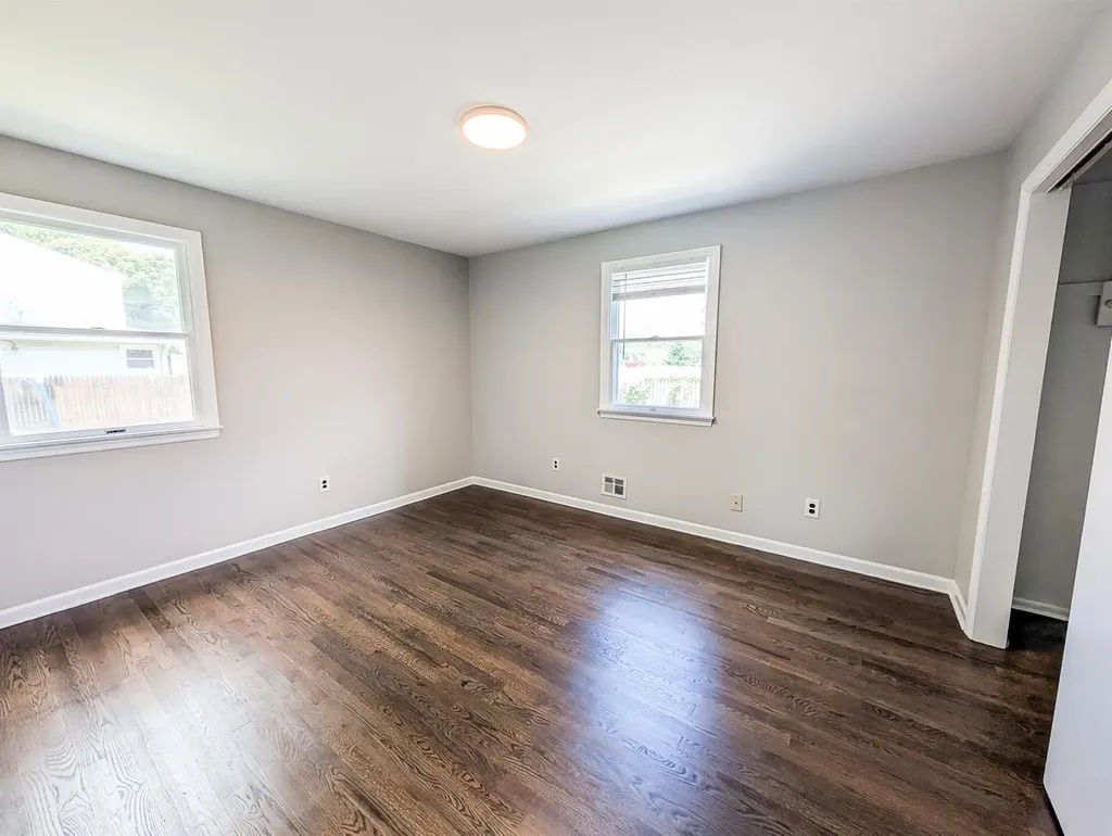 123 Days Avenue Selden NY 11784