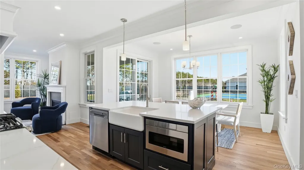 100 Rogers Westhampton Beach NY 11978
