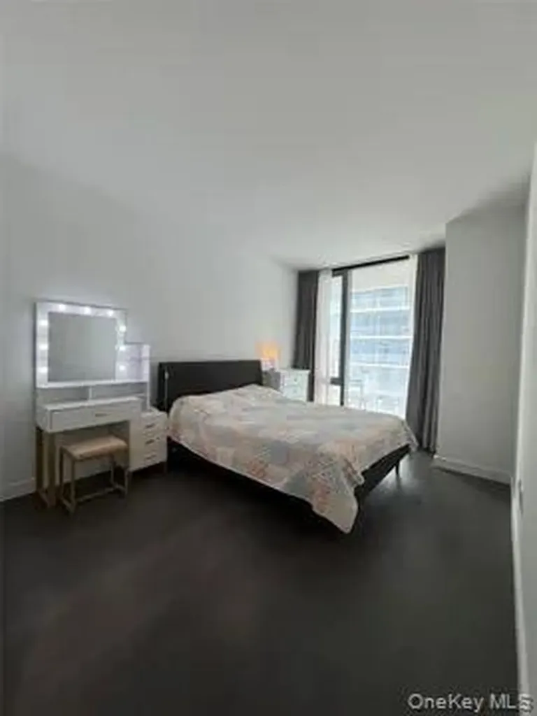 13103 40th Road Flushing NY 11354