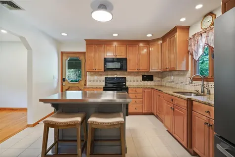 112 Buckshollow Road Mahopac NY 10541