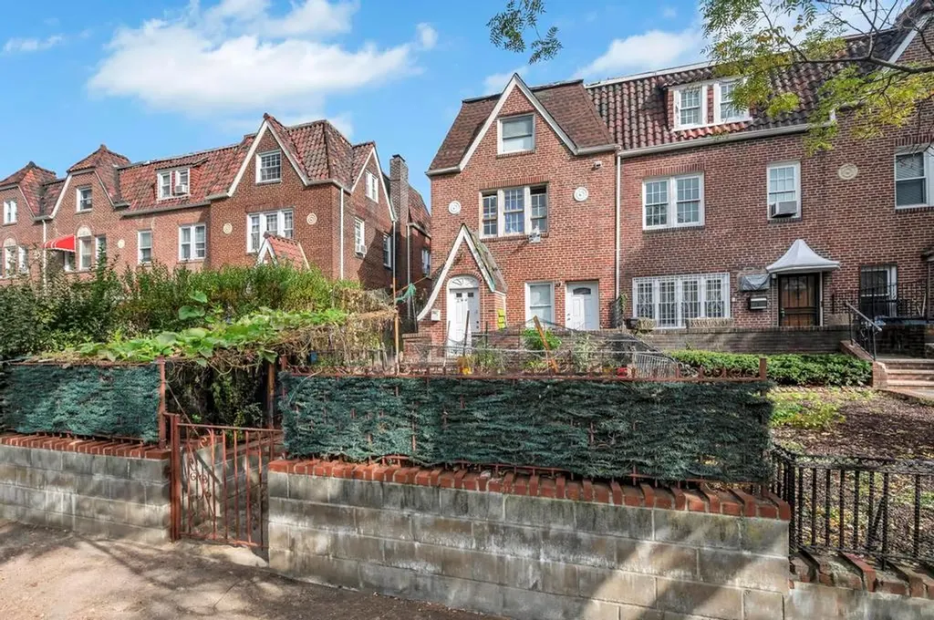 37-37 78th Street Jackson Heights NY 11372