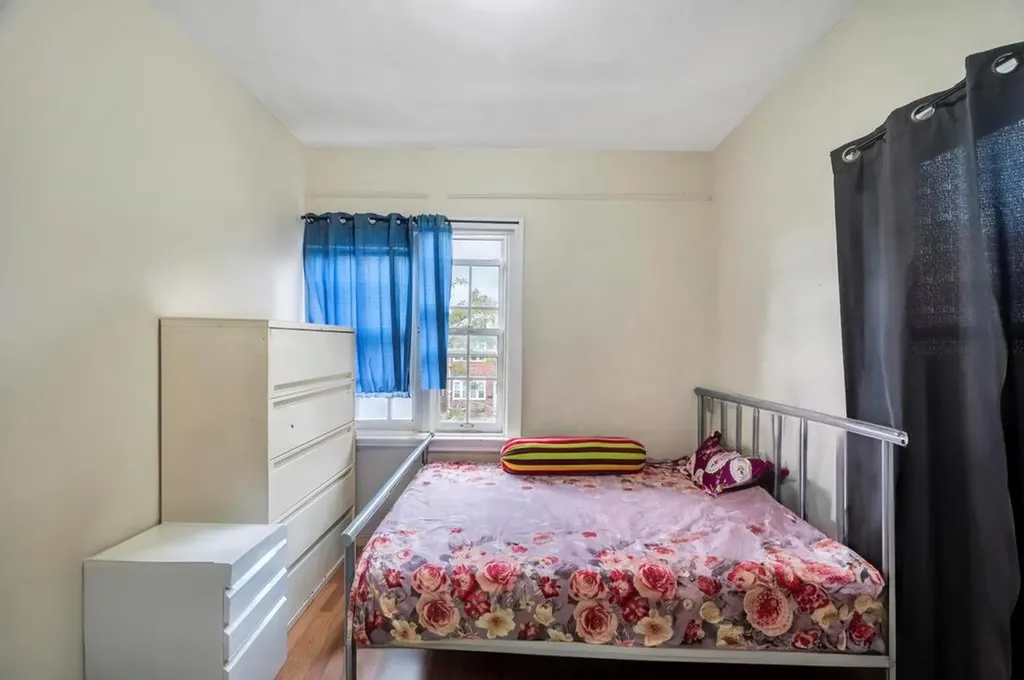 37-37 78th Street Jackson Heights NY 11372