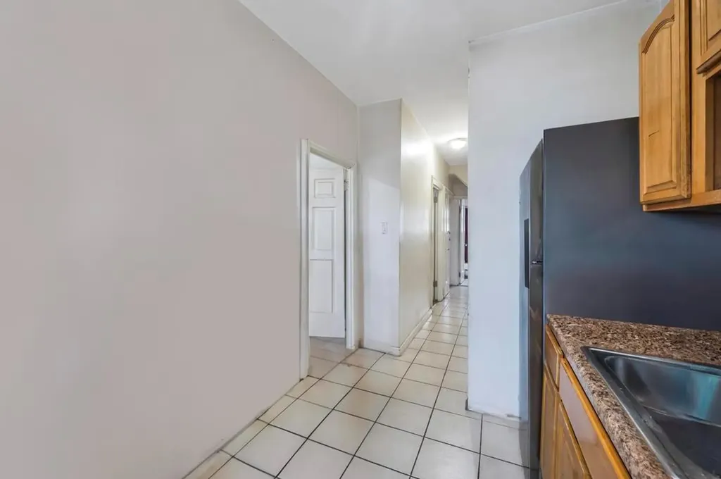 37-37 78th Street Jackson Heights NY 11372