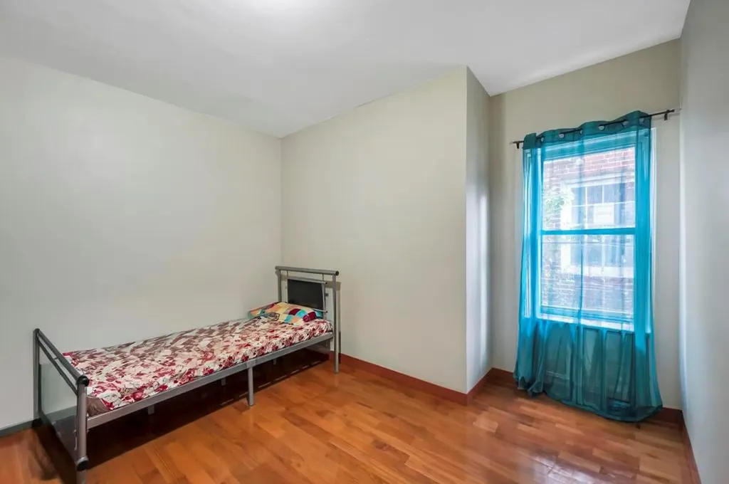 37-37 78th Street Jackson Heights NY 11372