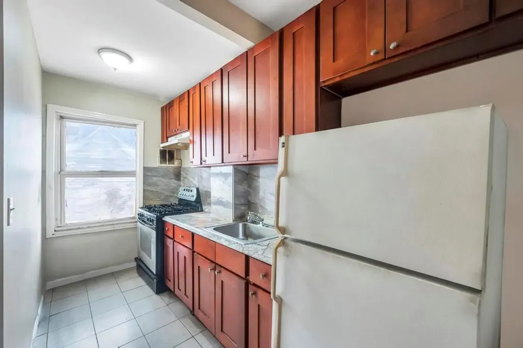 37-37 78th Street Jackson Heights NY 11372