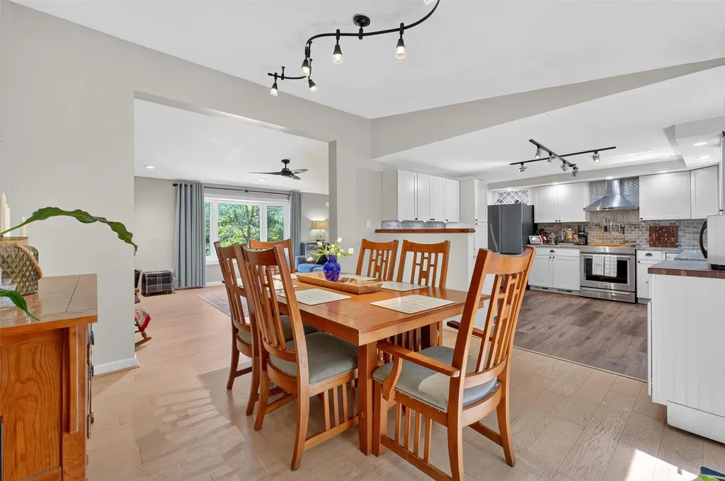 43 Overlook Drive Rhinebeck NY 12572