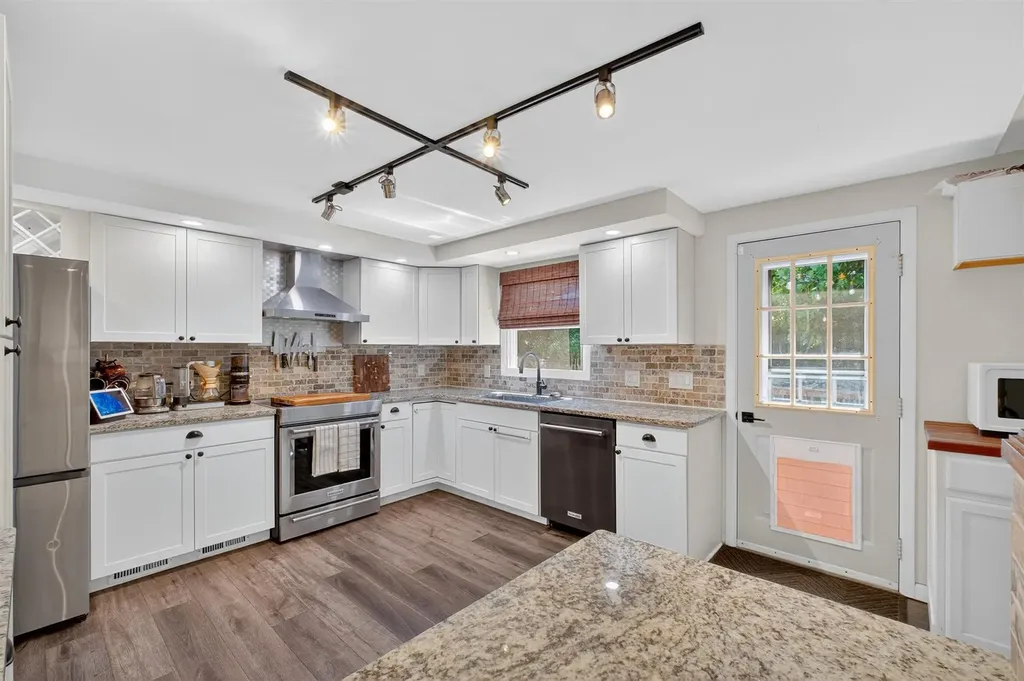 43 Overlook Drive Rhinebeck NY 12572
