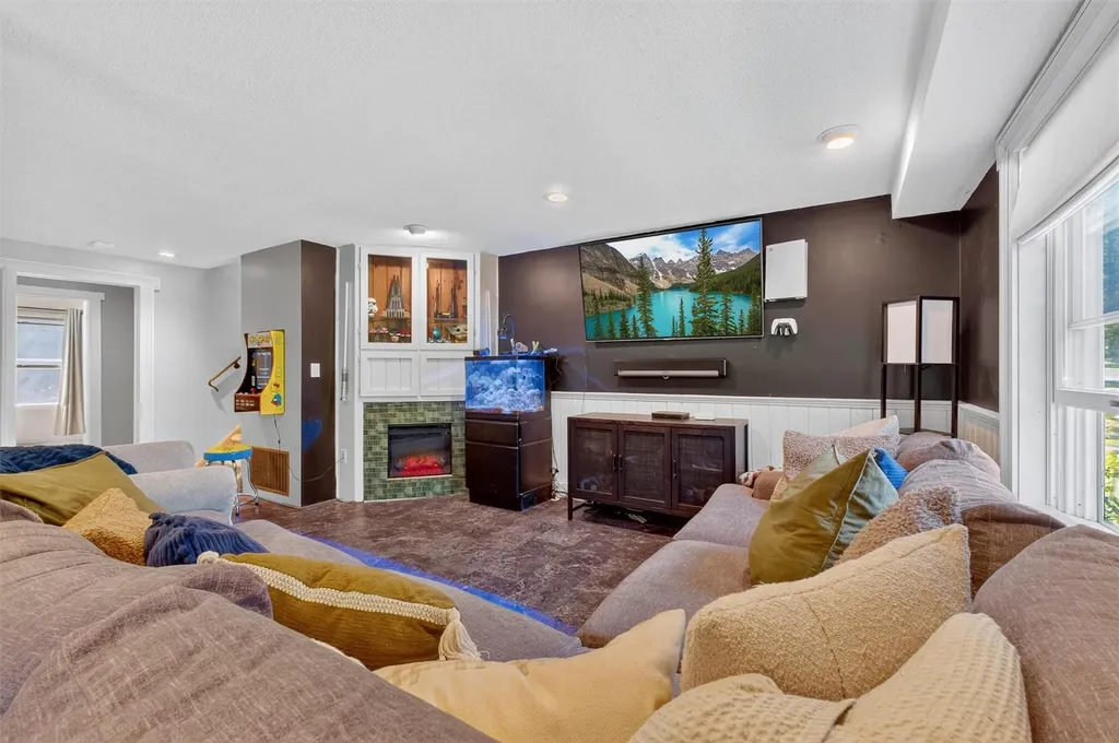 43 Overlook Drive Rhinebeck NY 12572