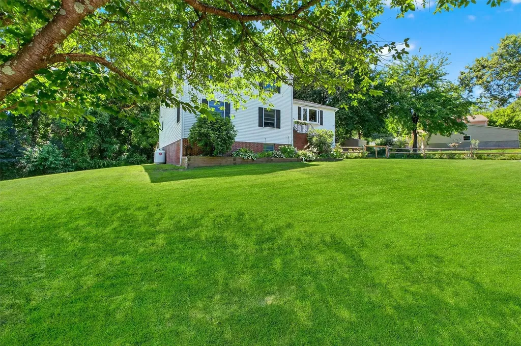 43 Overlook Drive Rhinebeck NY 12572