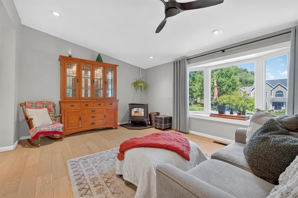 43 Overlook Drive Rhinebeck NY 12572