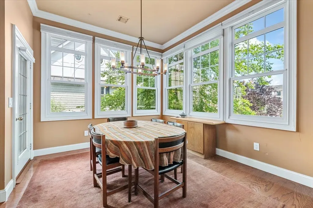 481 Pacing Way Westbury NY 11590