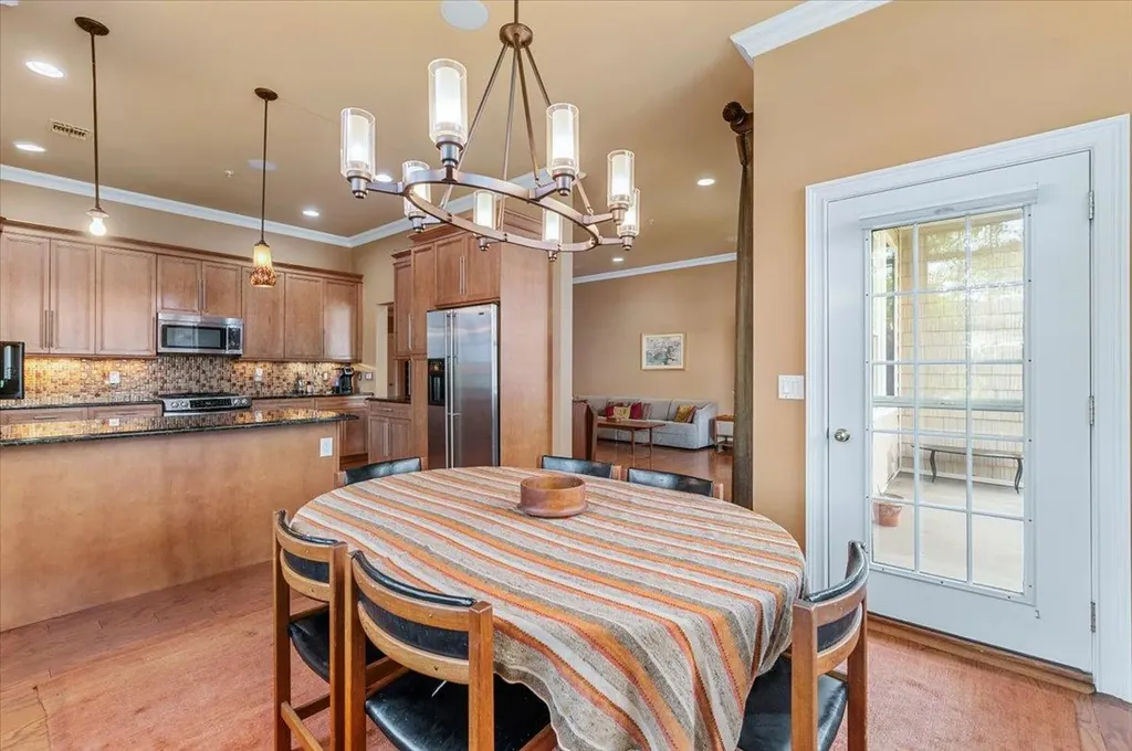 481 Pacing Way Westbury NY 11590
