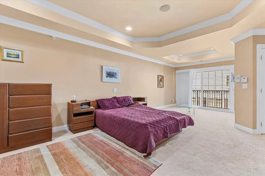 481 Pacing Way Westbury NY 11590