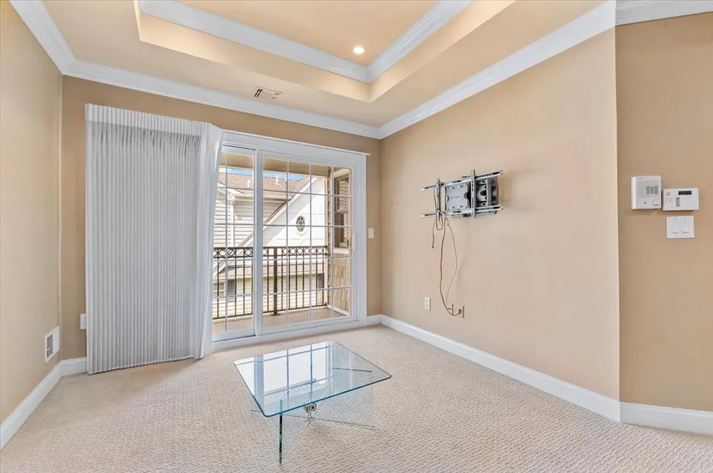 481 Pacing Way Westbury NY 11590