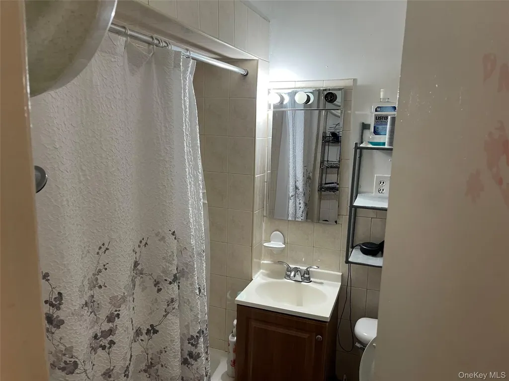 4722 98th Street Corona NY 11368