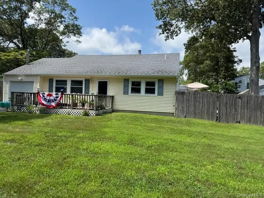 47 Midway Street Patchogue NY 11772