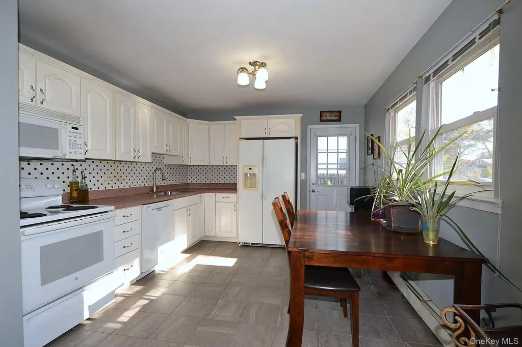47 Midway Street Patchogue NY 11772