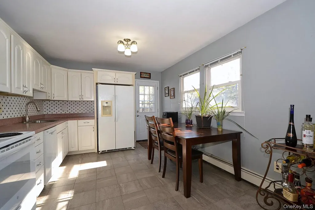 47 Midway Street Patchogue NY 11772