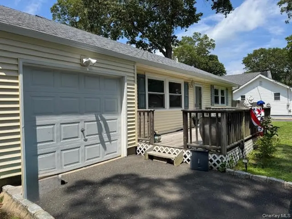 47 Midway Street Patchogue NY 11772
