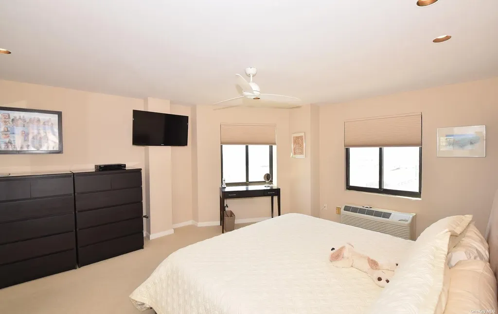 360 Shore Road Long Beach NY 11561