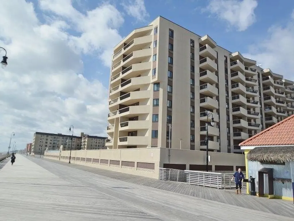 360 Shore Road Long Beach NY 11561