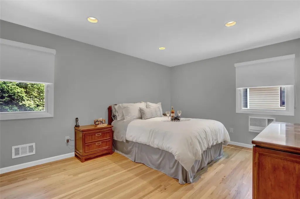 3023 Ira Road Bellmore NY 11710