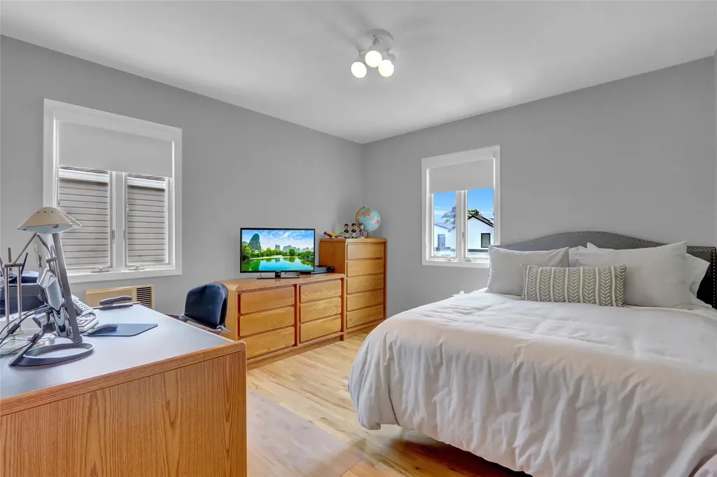 3023 Ira Road Bellmore NY 11710