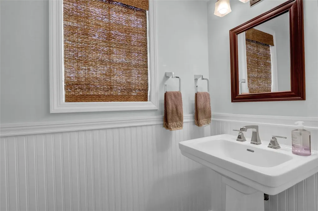3023 Ira Road Bellmore NY 11710