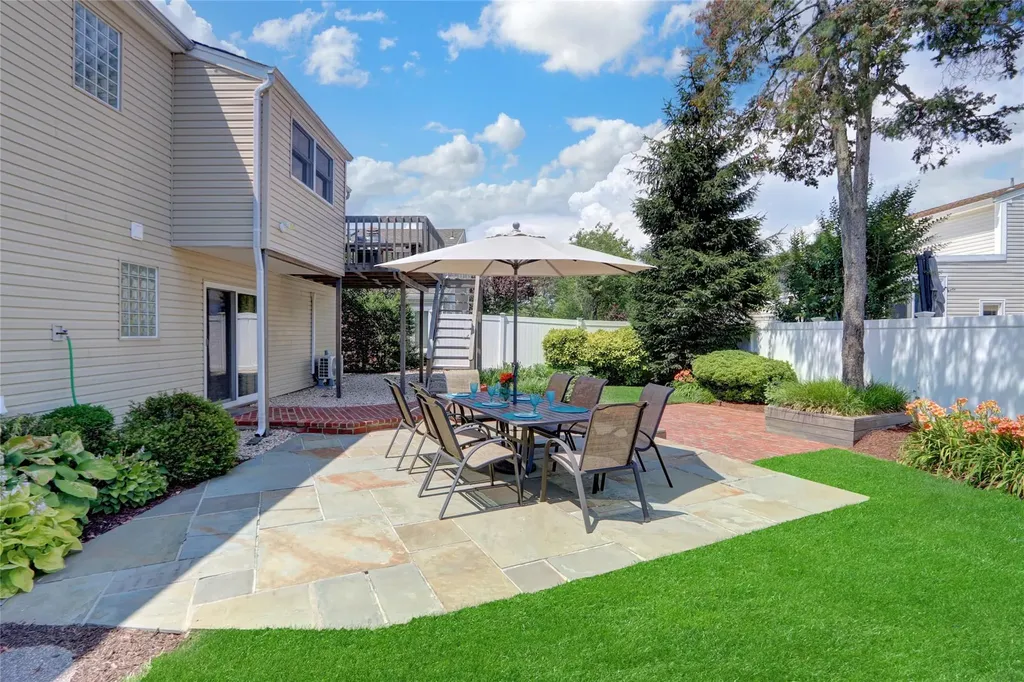 3023 Ira Road Bellmore NY 11710