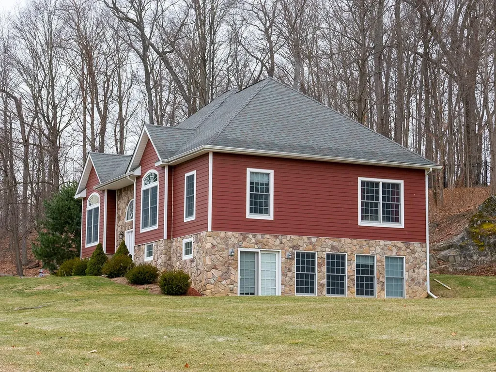 35 Huyler Drive Hyde Park NY 12538