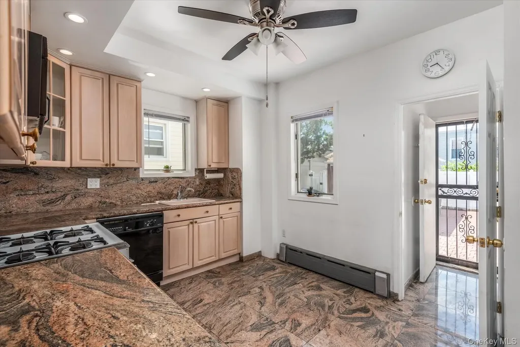 7844 86th Street Glendale NY 11385