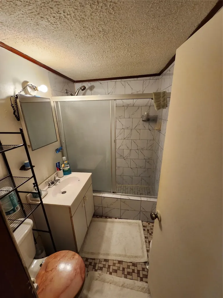 317 E 49th Street Brooklyn NY 11203