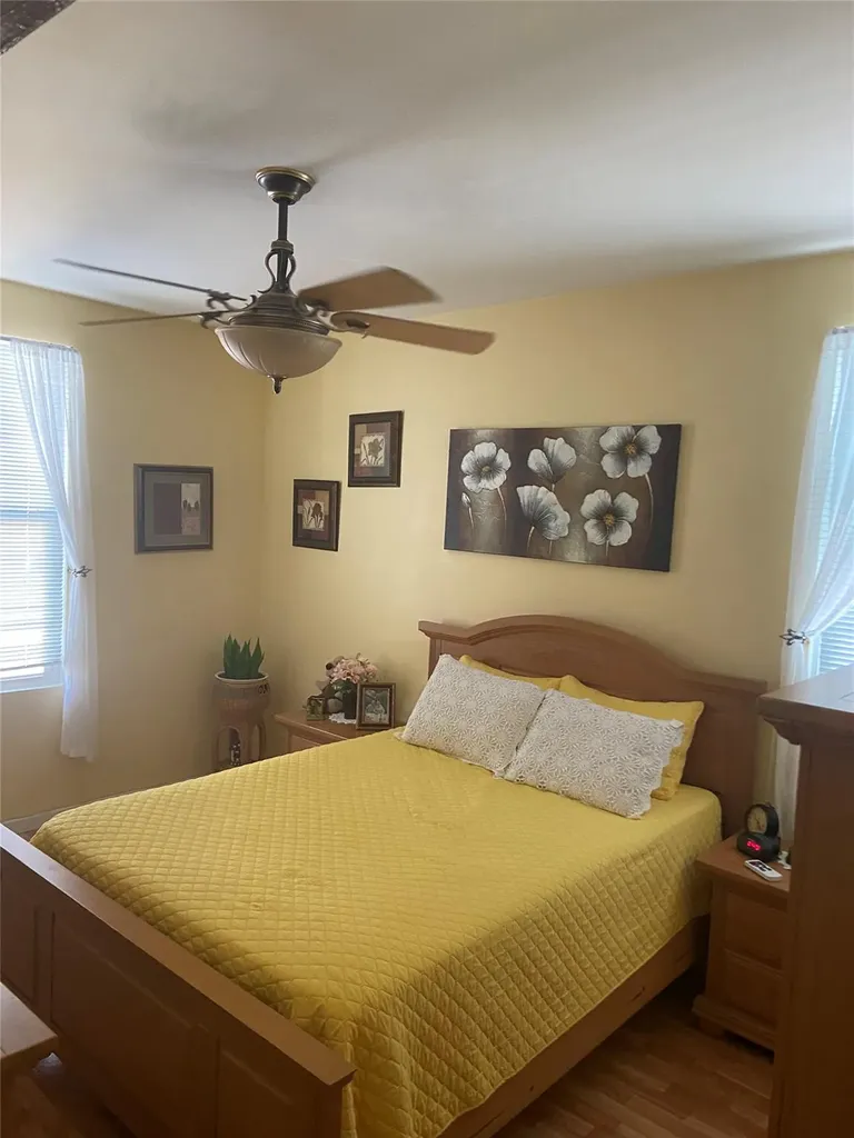 7823 85th Street Glendale NY 11385