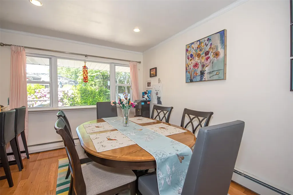 36 Middle Lane Jericho NY 11753