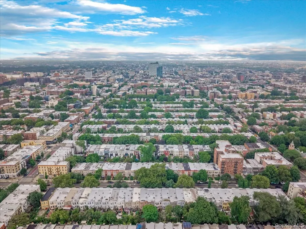 185 Lefferts Avenue Brooklyn NY 11225