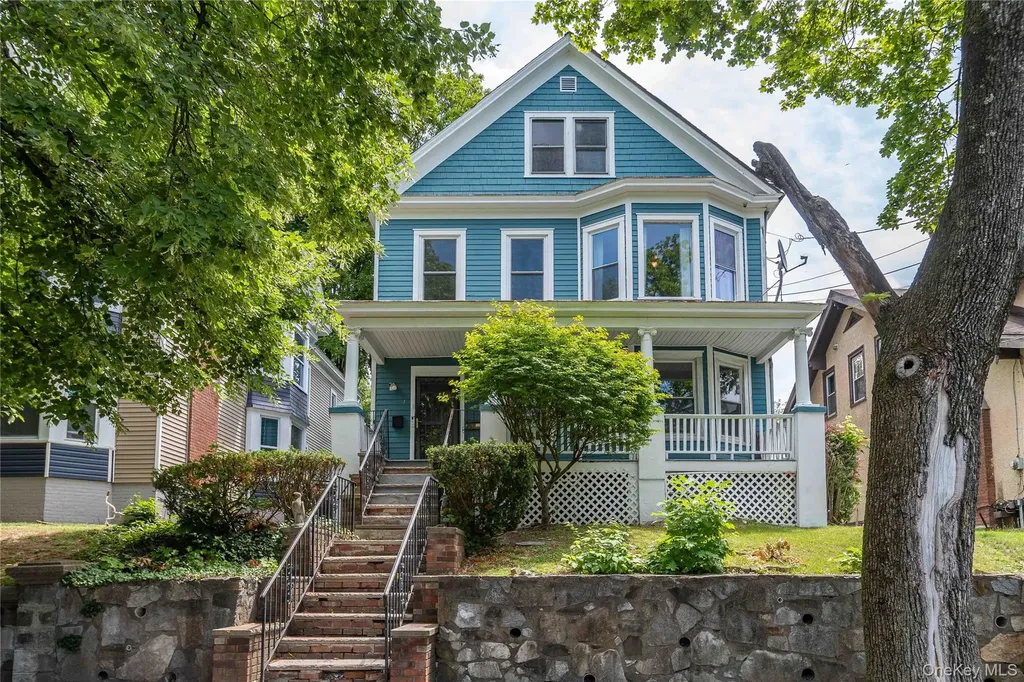 65 N Clinton Poughkeepsie NY 12601