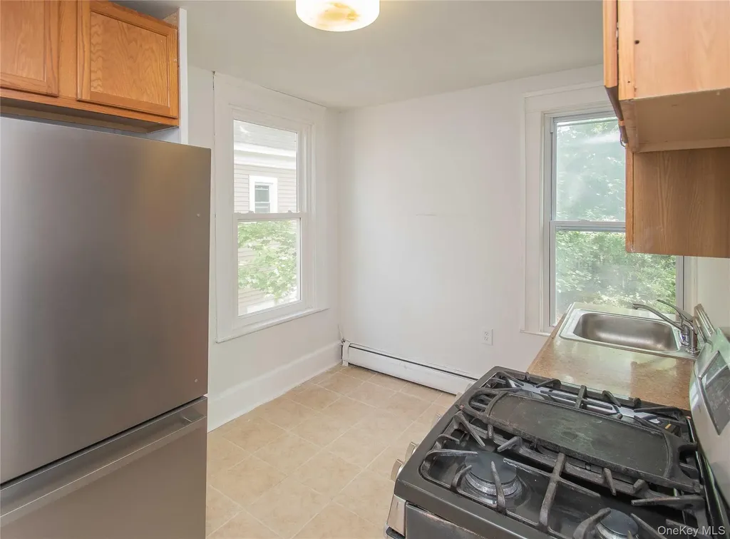 65 N Clinton Poughkeepsie NY 12601