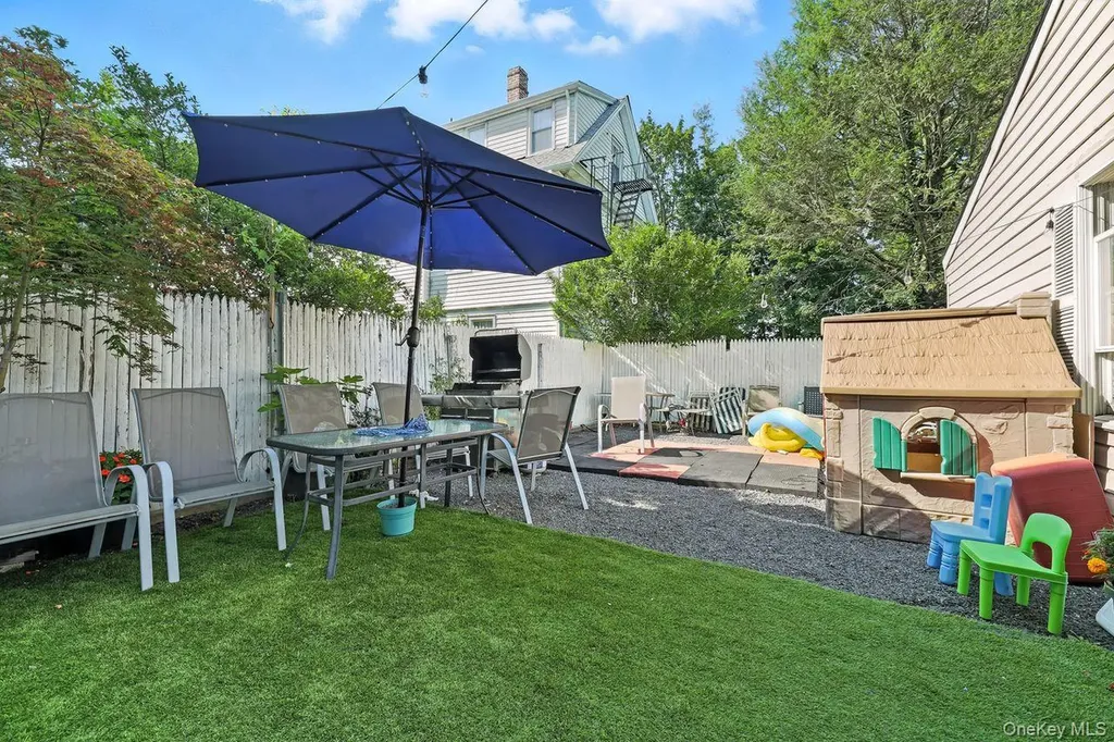 5 Dillon Road Larchmont NY 10538