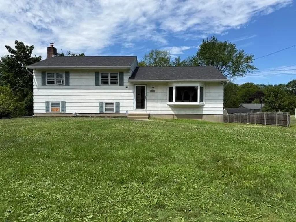 21 Carriage Drive Newburgh NY 12550