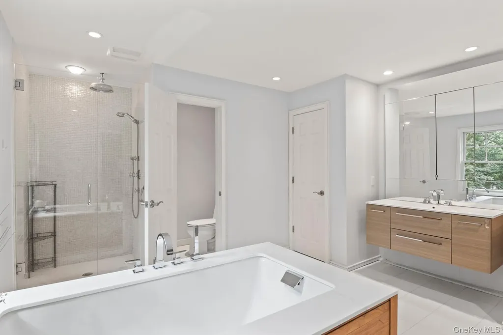 15 Intervale Road Setauket NY 11733