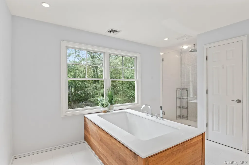 15 Intervale Road Setauket NY 11733