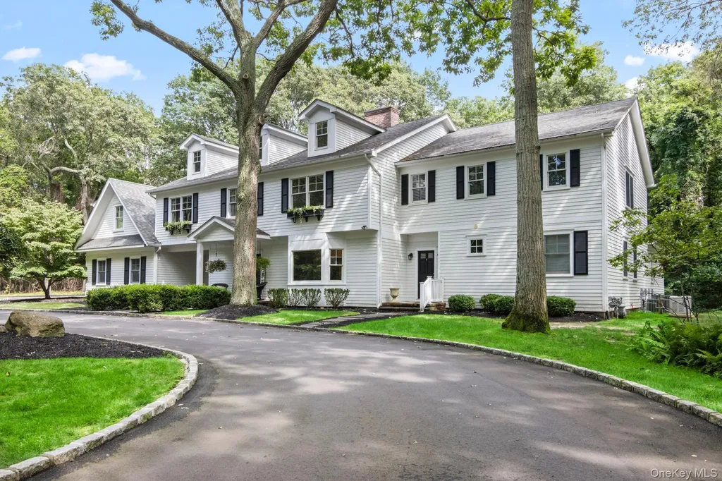 15 Intervale Road Setauket NY 11733