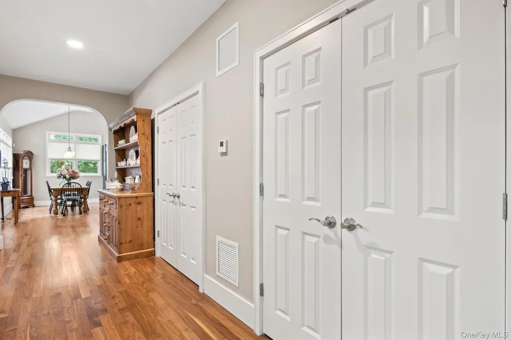 15 Intervale Road Setauket NY 11733