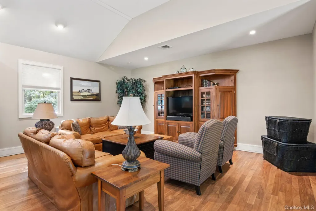 15 Intervale Road Setauket NY 11733
